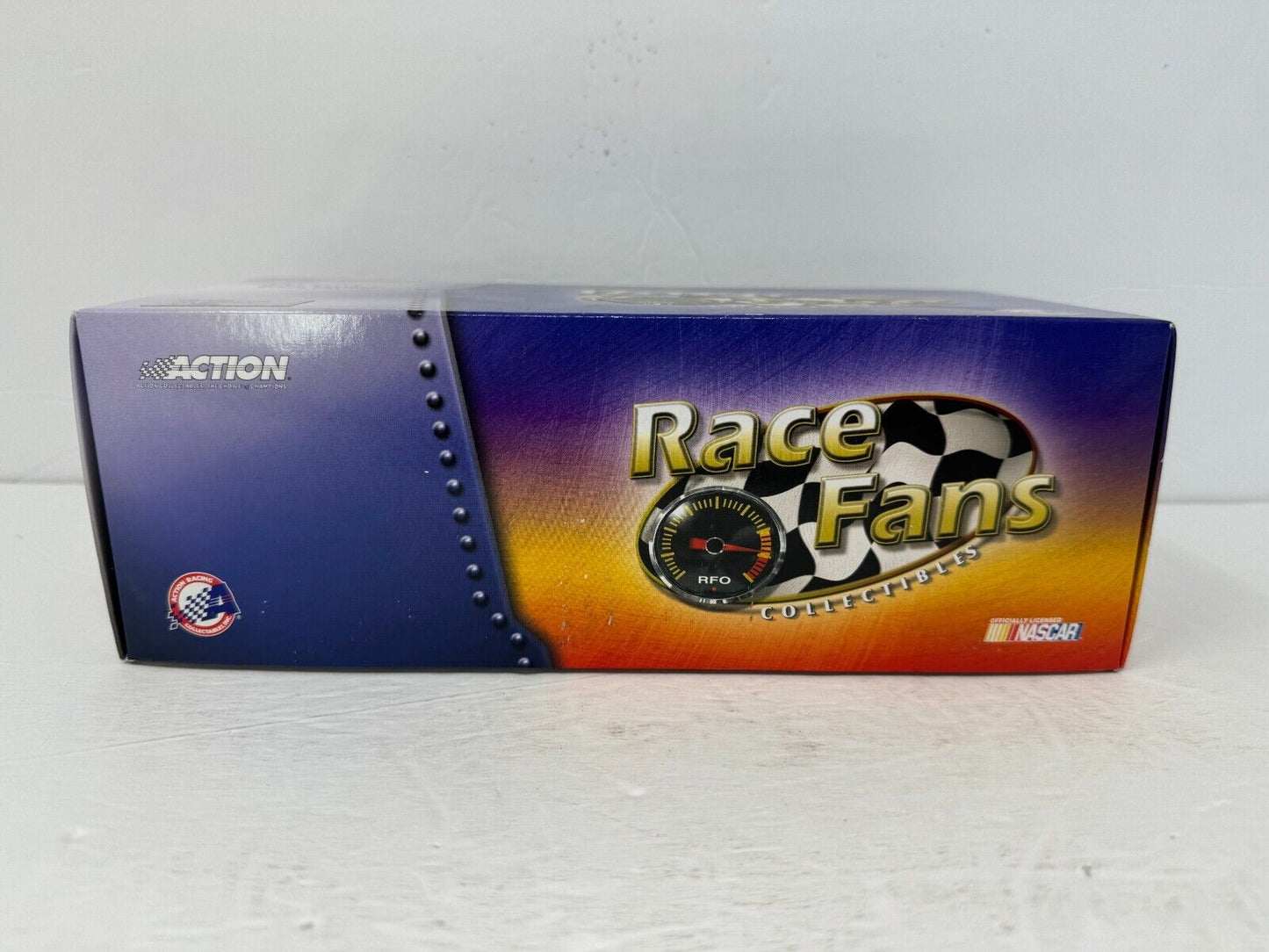 Action Nascar #24 Jeff Gordon Pepsi 2005 Monte Carlo Color Chrome 1:24 Diecast