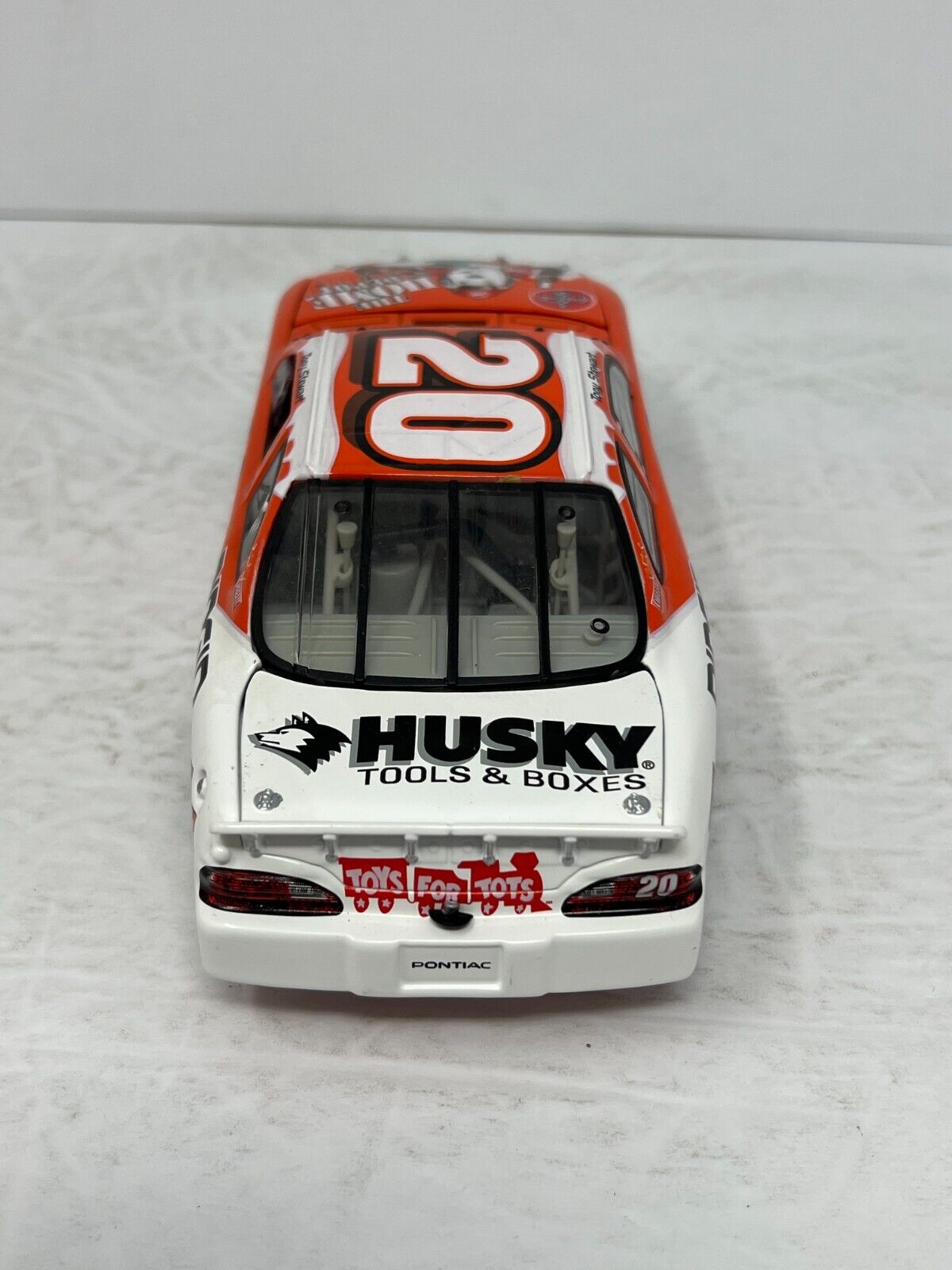 Action Nascar #20 Tony Stewart Home Depot Coca-Cola Polar Bear 2001 1:24 Diecast