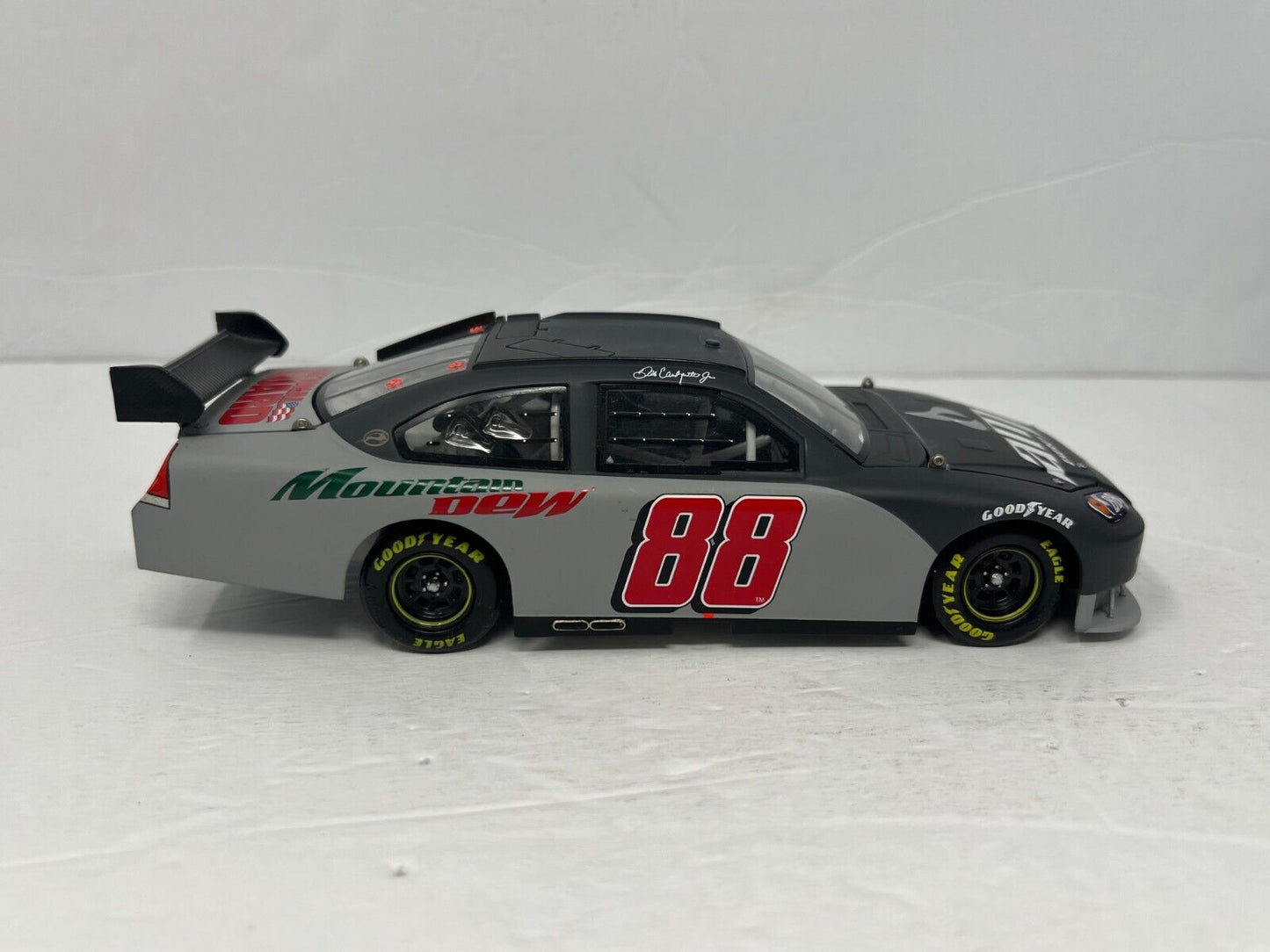 Action Nascar #88 Dale Earnhardt Jr. Amp Energy  Mt. Dew Test Car 1:24 Diecast