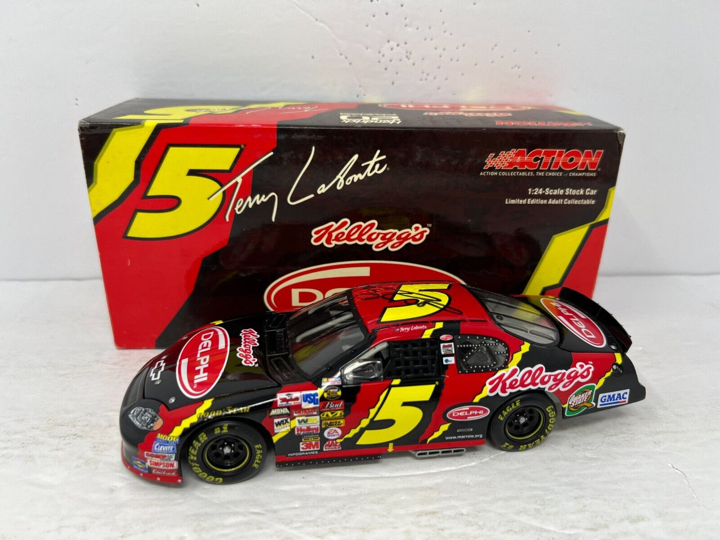 Action Nascar #5 Terry Labonte Kellogg's Delphi 1:24 Diecast Track Signature