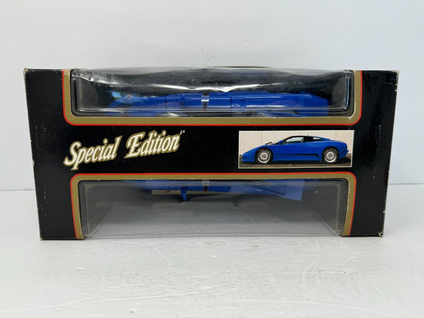 Maisto 1992 Bugatti EB110 Special Edition 1:18 Diecast