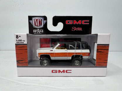 M2 Machines 1973 GMC Jimmy Sierra 4x4 1:64 Diecast