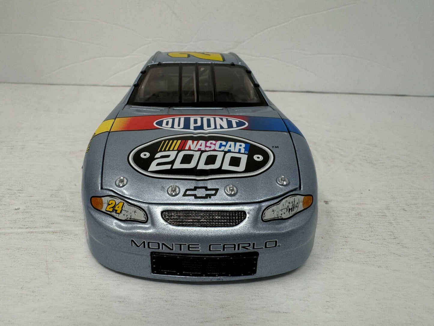 Action Nascar #24 Jeff Gordon DuPont NASCAR 2000 Chevy Monte Carlo 124 Diecast