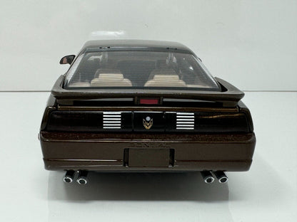 Greenlight 1987 Pontiac Firebird GTA Limited Edition 1:18 Diecast