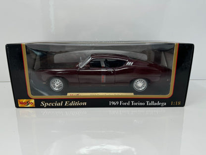 Maisto 1969 Ford Torino Talladega Special Edition 1:18 Diecast