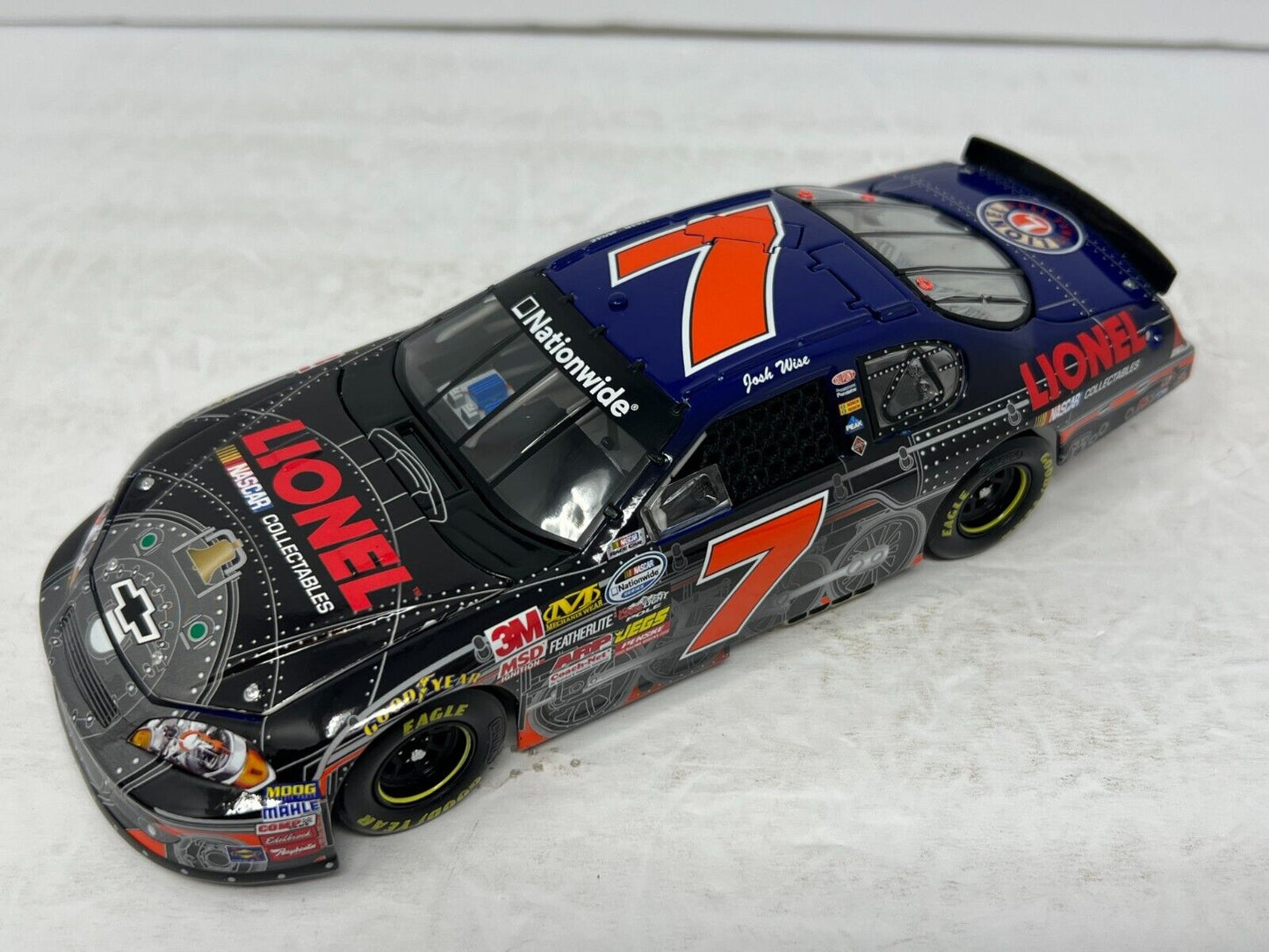 Lionel Racing Nascar #7 Josh Wise Lionel Nascar Collectibles Impala 1:24 Diecast