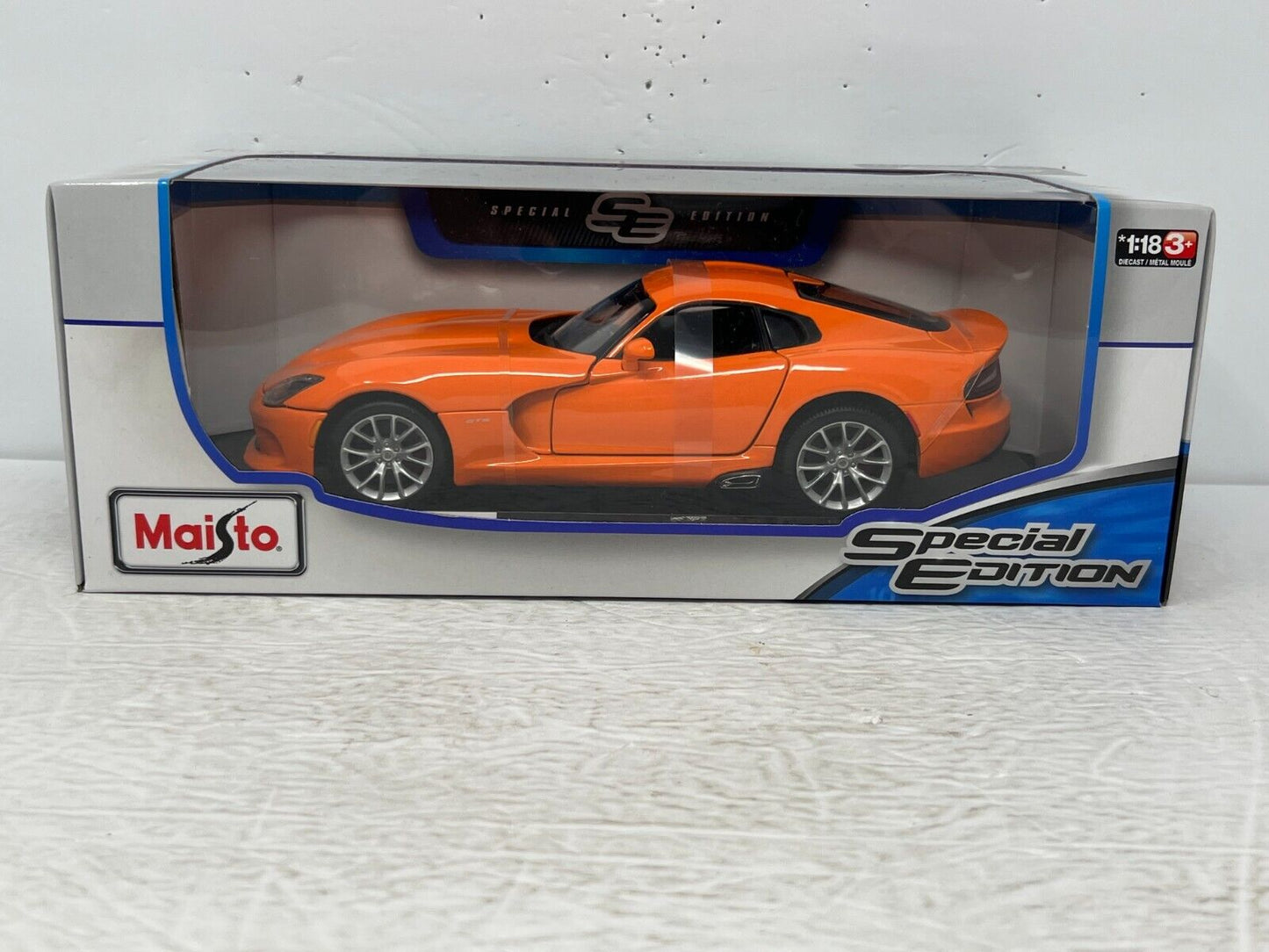 Maisto 2013 SRT Viper GTS Special Edition 1:18 Diecast