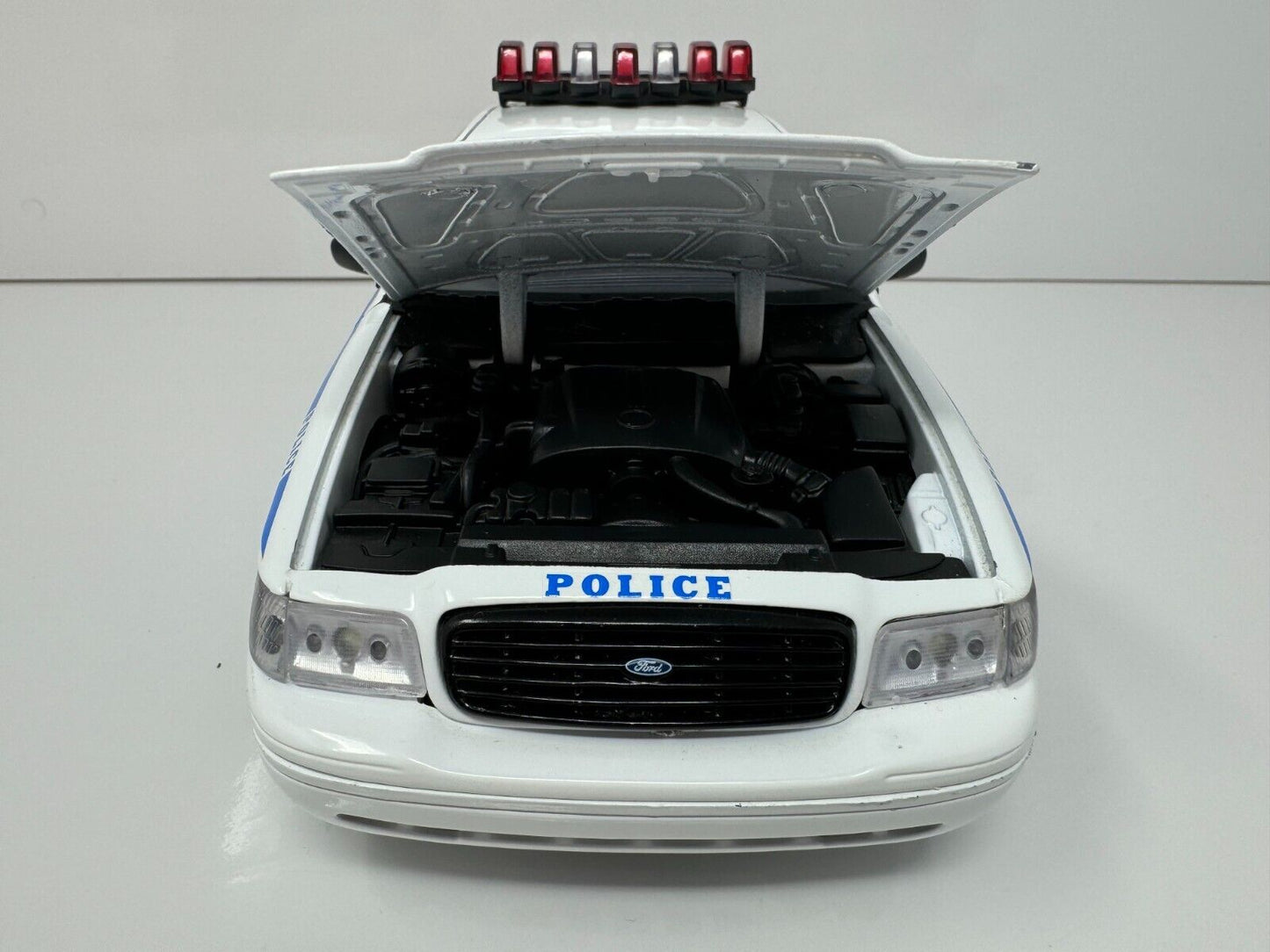 Greenlight NYPD Police Department Ford Crown Victoria Interceptor 1:18 Diecast