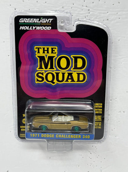 Greenlight Hollywood Mod Squad 1971 Dodge Challenger GREEN MACHINE 1:64 Diecast