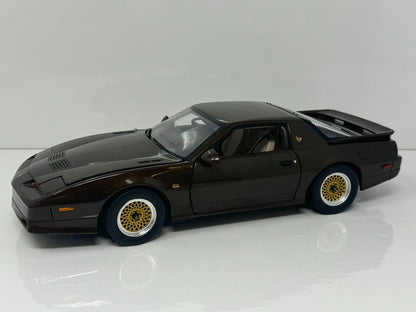 Greenlight 1987 Pontiac Firebird GTA Limited Edition 1:18 Diecast