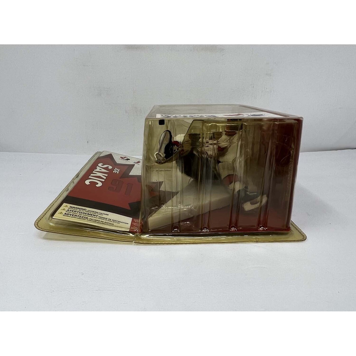 McFarlane NHL Joe Sakic White Jersey Team Canada 2004 Figure