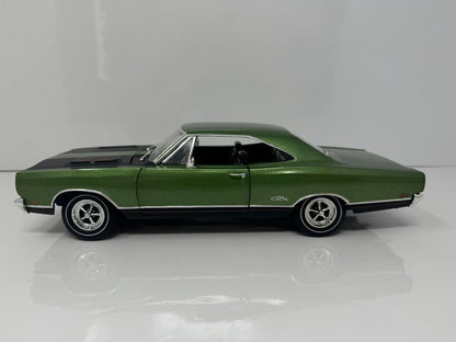 Ertl American Muscle Auto Meter 1969 Plymouth GTX Hobby Edition 1:18 Diecast