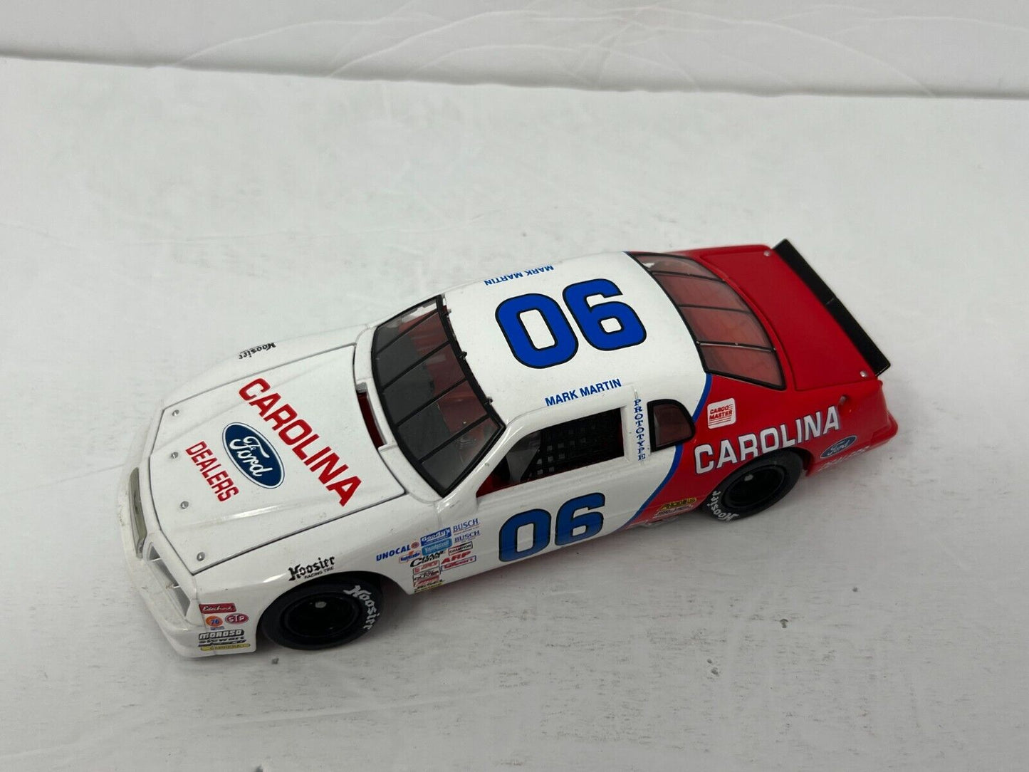 Action Nascar #6 Mark Martin Carolina 1986 Ford Thunderbird Extreme 1:24 Diecast