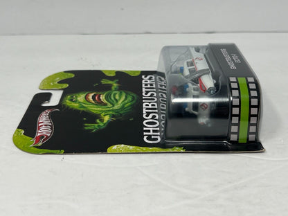 Hot Wheels Retro Entertainment Ghostbusters Ecto-1 1:64 Diecast