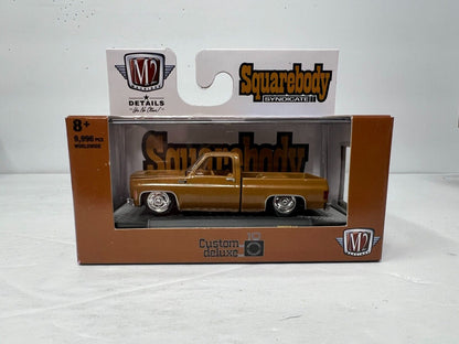 M2 Machines Squarebody 1979 Chevrolet Custom Deluxe 10-C-Minus 1:64 Diecast