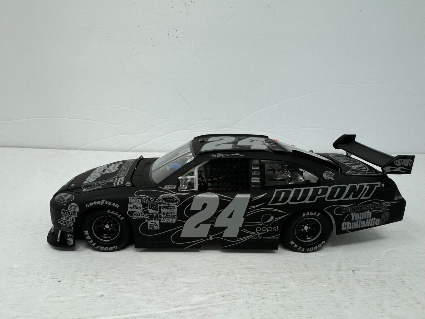 Action Nascar #24 Jeff Gordon ARC Black Label 2009 Chevy Impala SS 1:24 Diecast