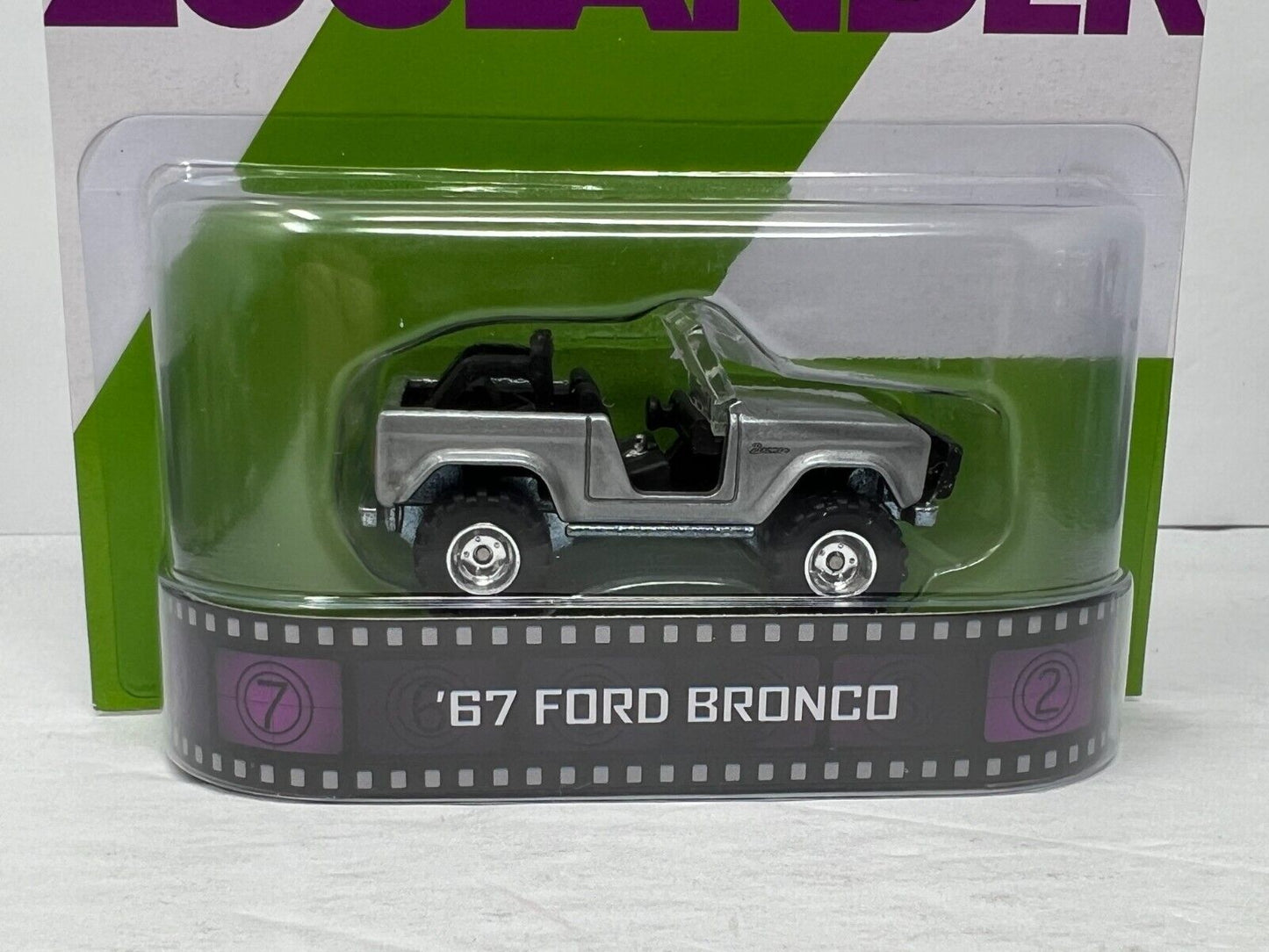 Hot Wheels Retro Entertainment Zoolander 1967 Ford Bronco 1:64 Diecast