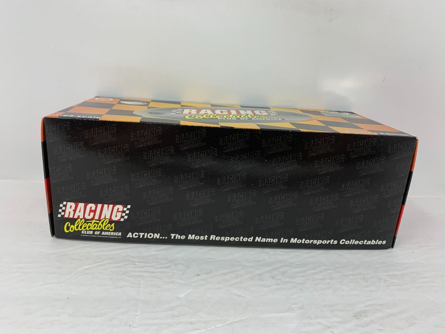 Action Nascar RCCA #24 Jeff Gordon DuPont Chroma Premier 1997 Chevy 1:24 Diecast