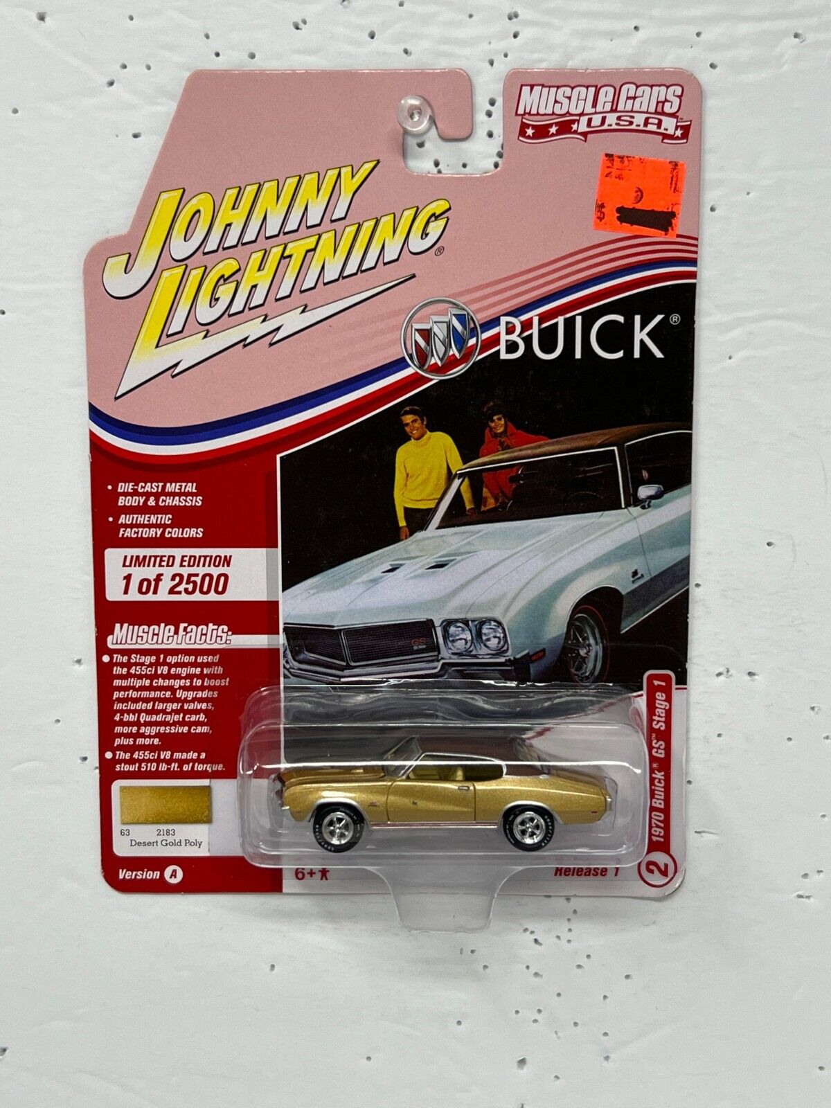 Johnny Lightning Muscle Cars U.S.A. 1970 Buick GS Stage 1 1:64 Diecast Version A