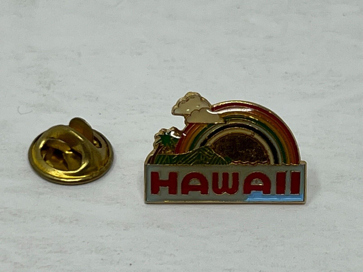 Hawaii Rainbow Palm Tree Travel Trip Souvenir Cities & States Lapel Pin P1