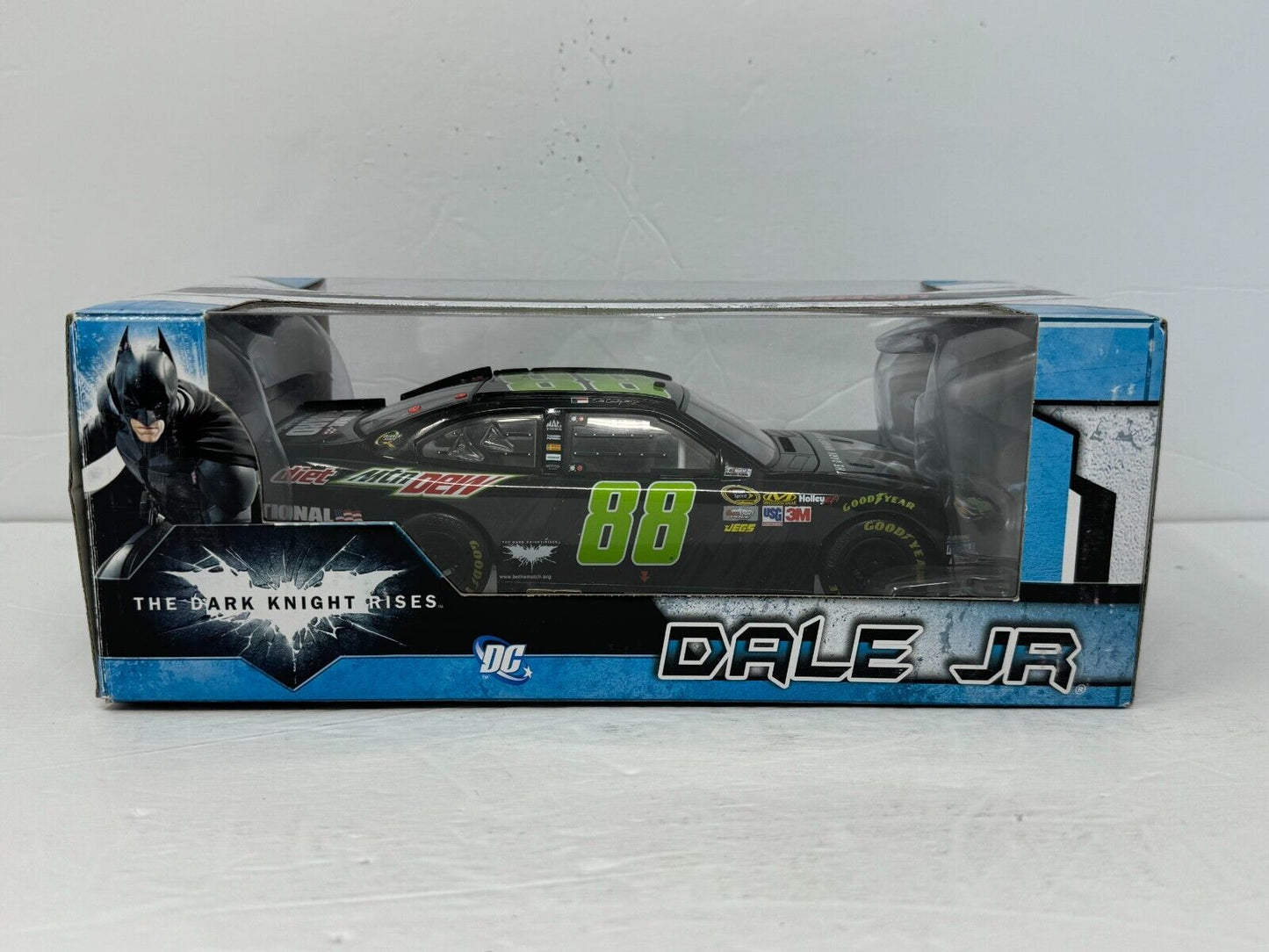 Lionel Nascar #88 Dale Earnhardt Batman Dark Knight 2012 Chevy 1:24 Diecast