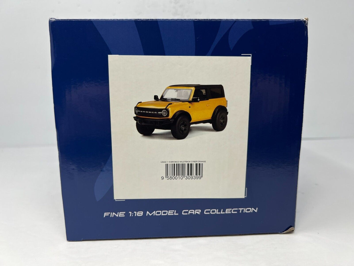 GT SPIRIT 2021 Ford Bronco Wildtrak Cyber USA Exclusive 1:18 Resin GTS Models