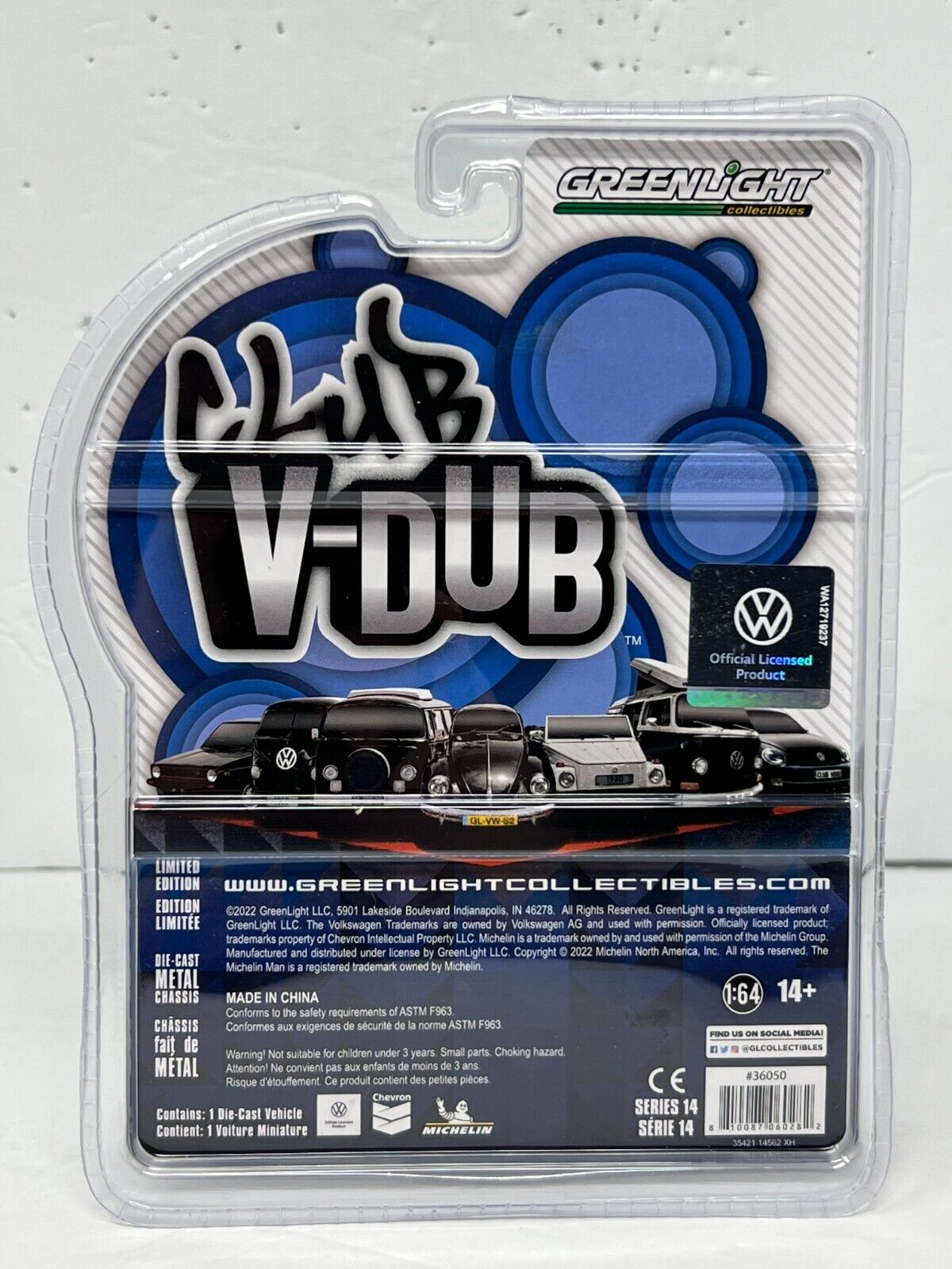 Greenlight Club V-Dub 1975 Volkswagen Type 2 1:64 Diecast V2