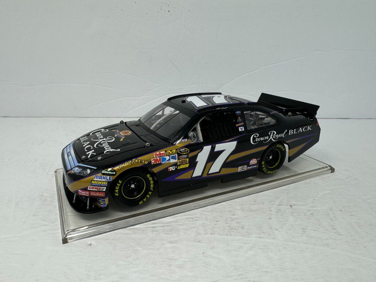 Action Nascar #17 Matt Kenseth Crown Royal Black 2010 Ford Fusion 1:24 Diecast