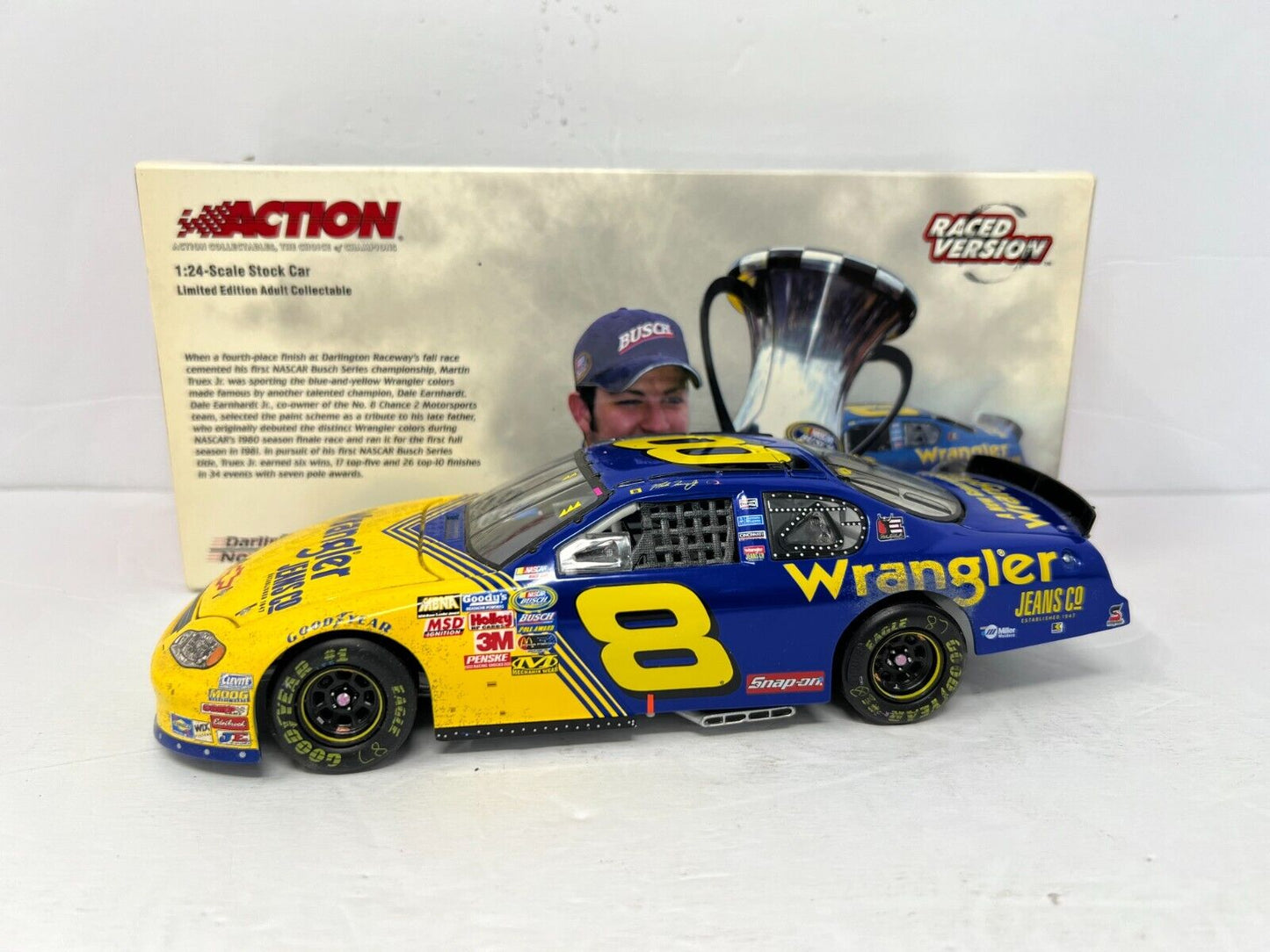 Action Nascar #8 Martin Truex Jr Wrangler Monte Carlo Raced Version 1:24 Diecast