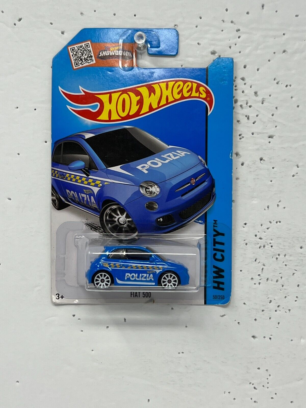 Hot Wheels Treasure Hunt HW City Fiat 500 164 Diecast