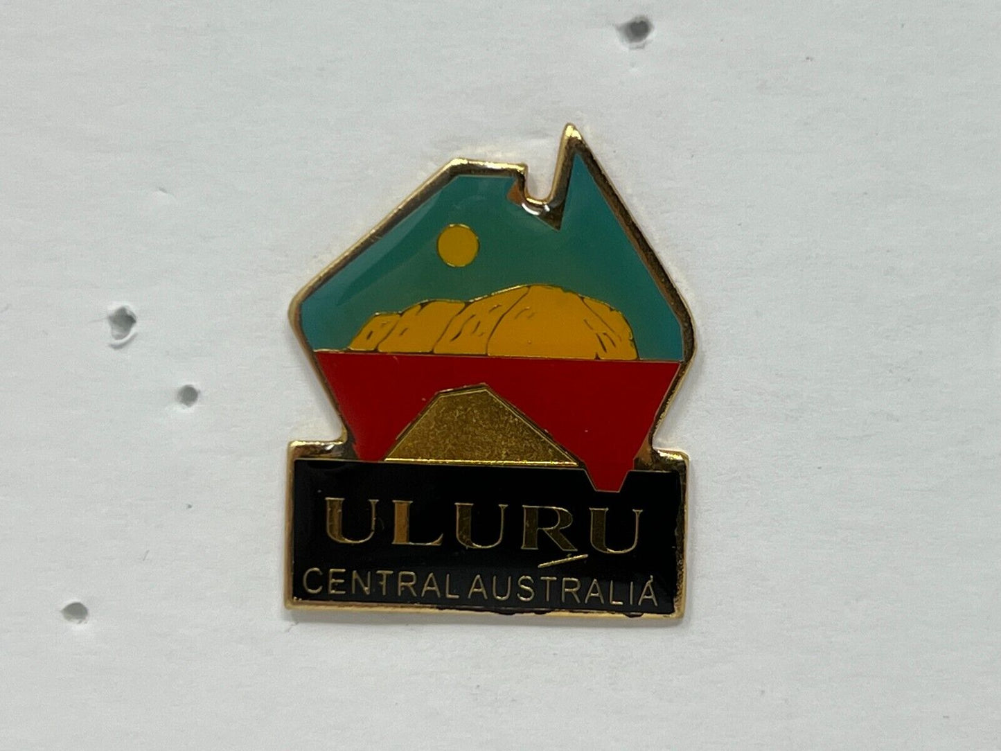 Uluru Central Australia Cities & States Lapel Pin CPS2