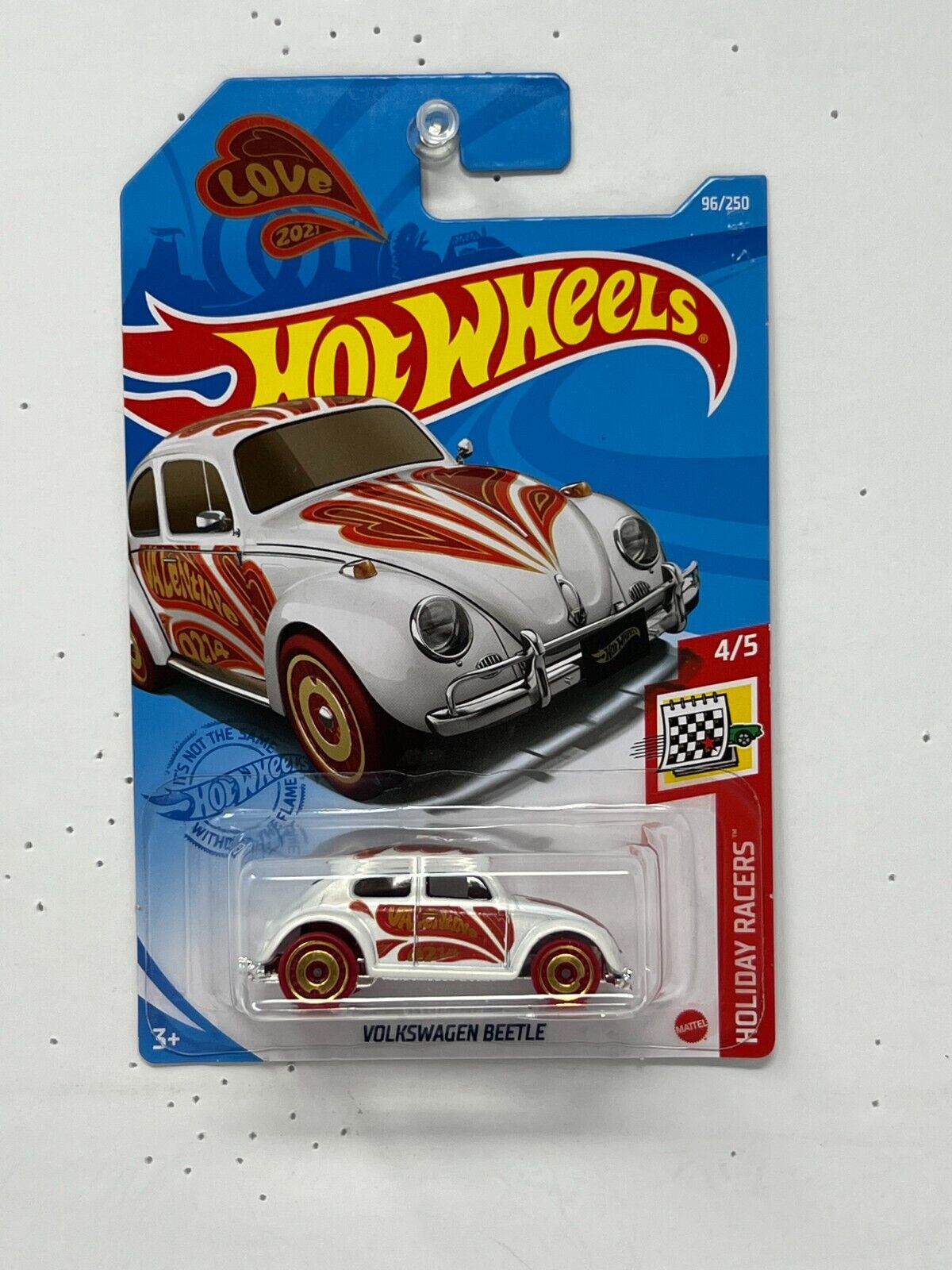 Hot Wheels Holiday Racers Volkswagen Beetle 1:64 Diecast