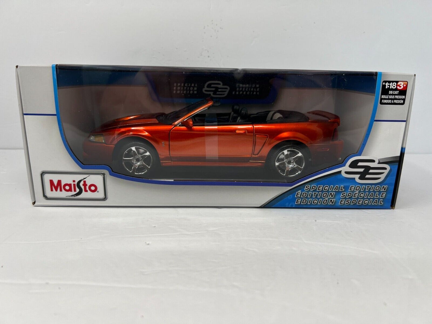 Maisto 2003 Ford SVT Mustang Cobra Covertible Top Special Edition 1:18 Diecast