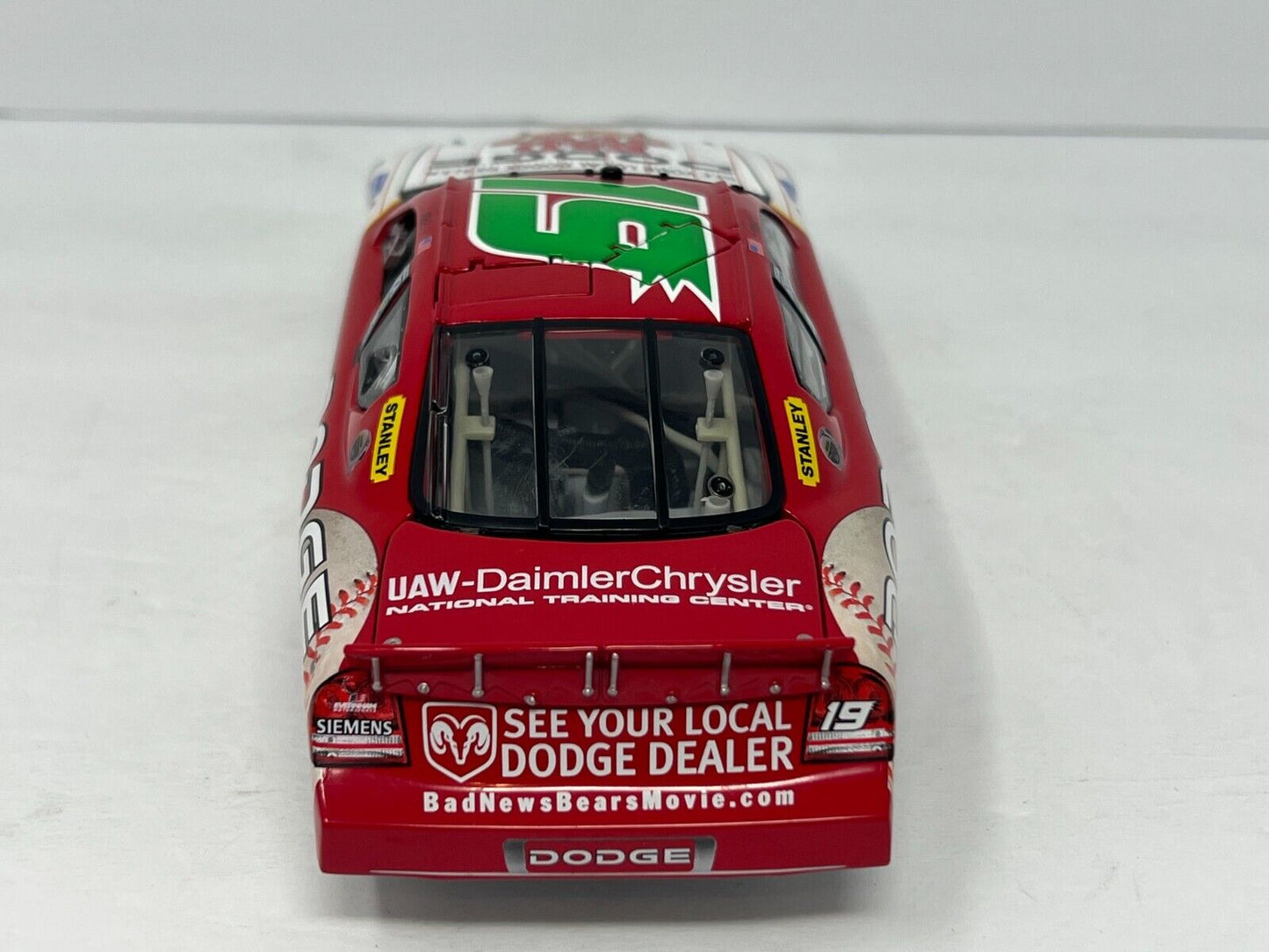 Action Nascar #19 Jeremy Mayfield Dodge Dealers (1 of 1,884#) 1:24 Diecast