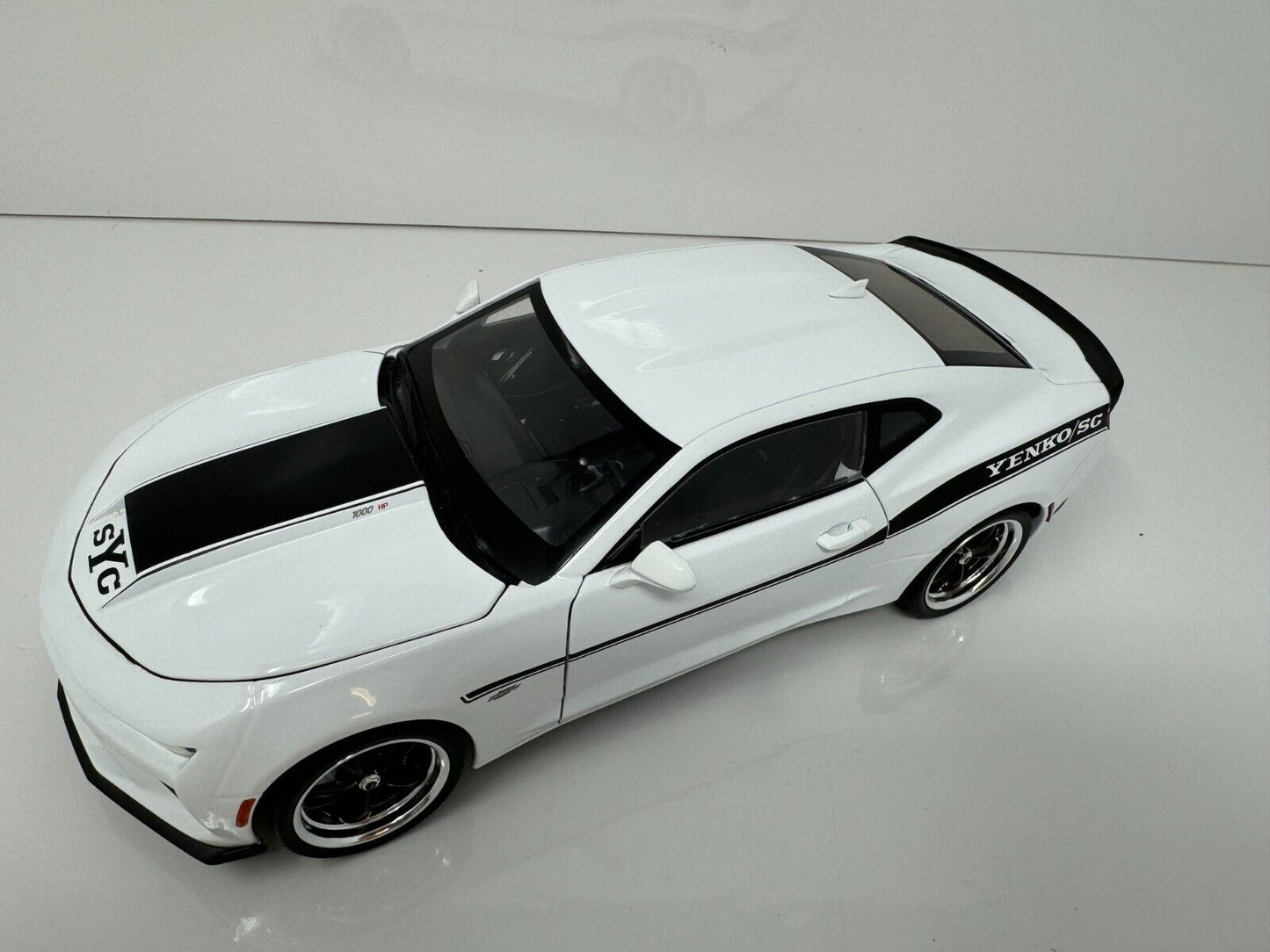 Autoworld 2018 Chevy Camaro Yenko Stage II Limited Edition 1:18 Diecast 1 / 702