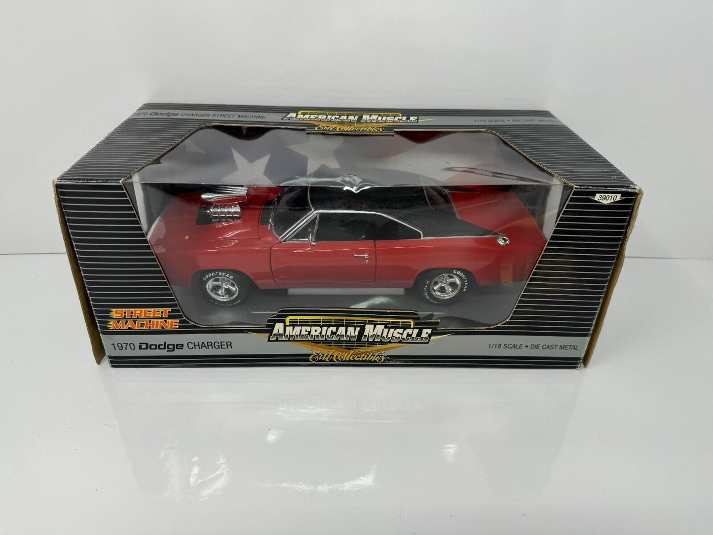 Ertl American Muscle Street Machine 1970 Dodge Charger 1:18 Diecast