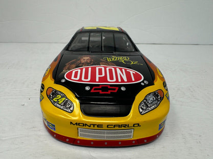 Action Nascar #24 Jeff Gordon DuPont The Wizard of Oz 2004 Chevy 1:24 Diecast