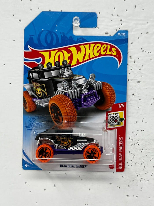 Hot Wheels Treasure Hunt Holiday Racers Baja Bone Shaker 1:64 Diecast