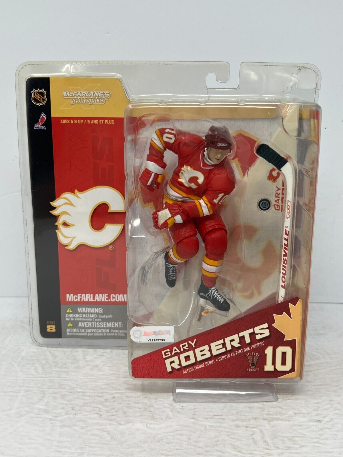 McFarlane NHL Gary Roberts Calgary Flames Series 8 Variant 6 inch Action Figure