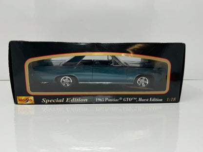 Maisto 1965 Pontiac GTO Hurst Special Edition 1:18 Diecast Blue Color