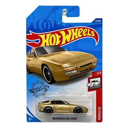 Hot Wheels 1989 Porsche 944 Turbo 1:64 Diecast Gold V3