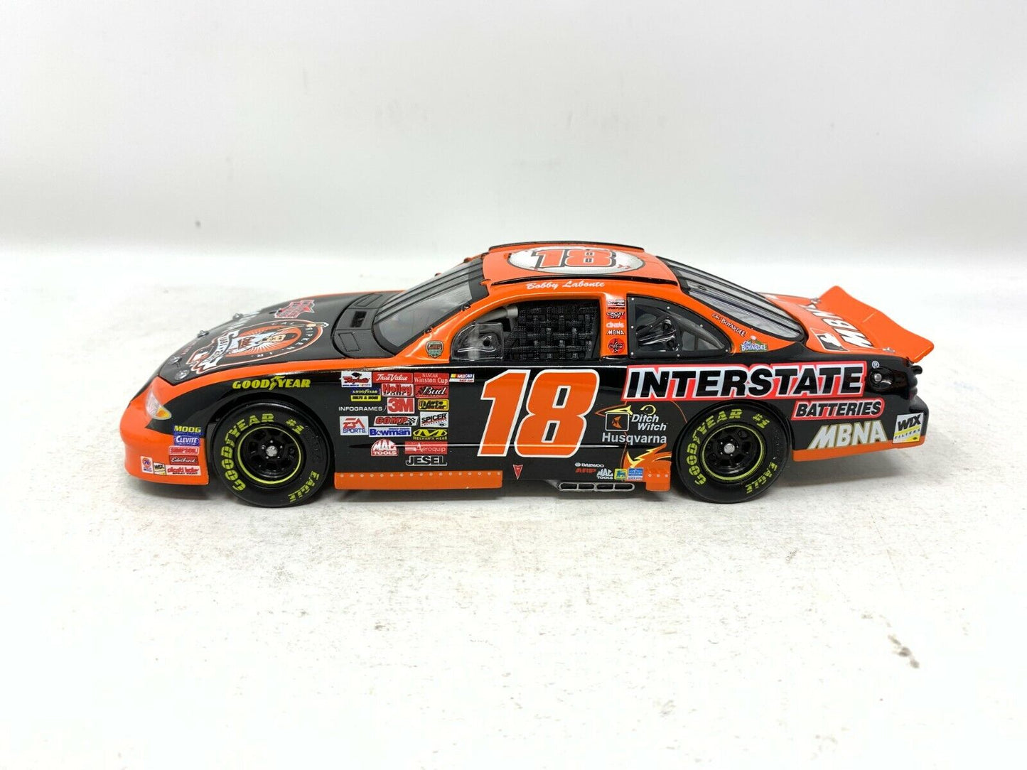 Action Nascar Bobby Labonte 18 Interstate Batteries Ripken Farewell 1:24 Diecast