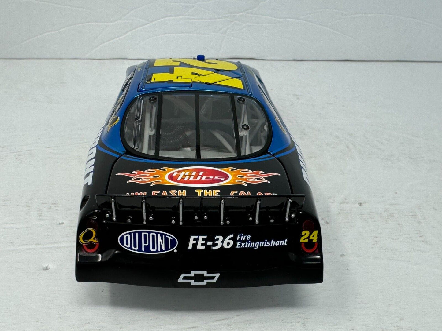 Action Nascar #24 Jeff Gordon Pepsi 2005 Monte Carlo Color Chrome 1:24 Diecast