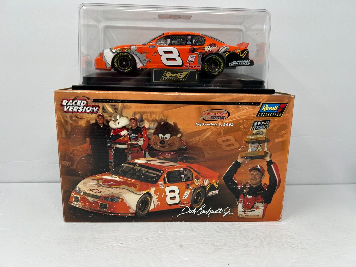 Revell Collection Nascar #3 Dale Earnhardt Looney Tunes 2002 Monte Carlo 1:24 Diecast