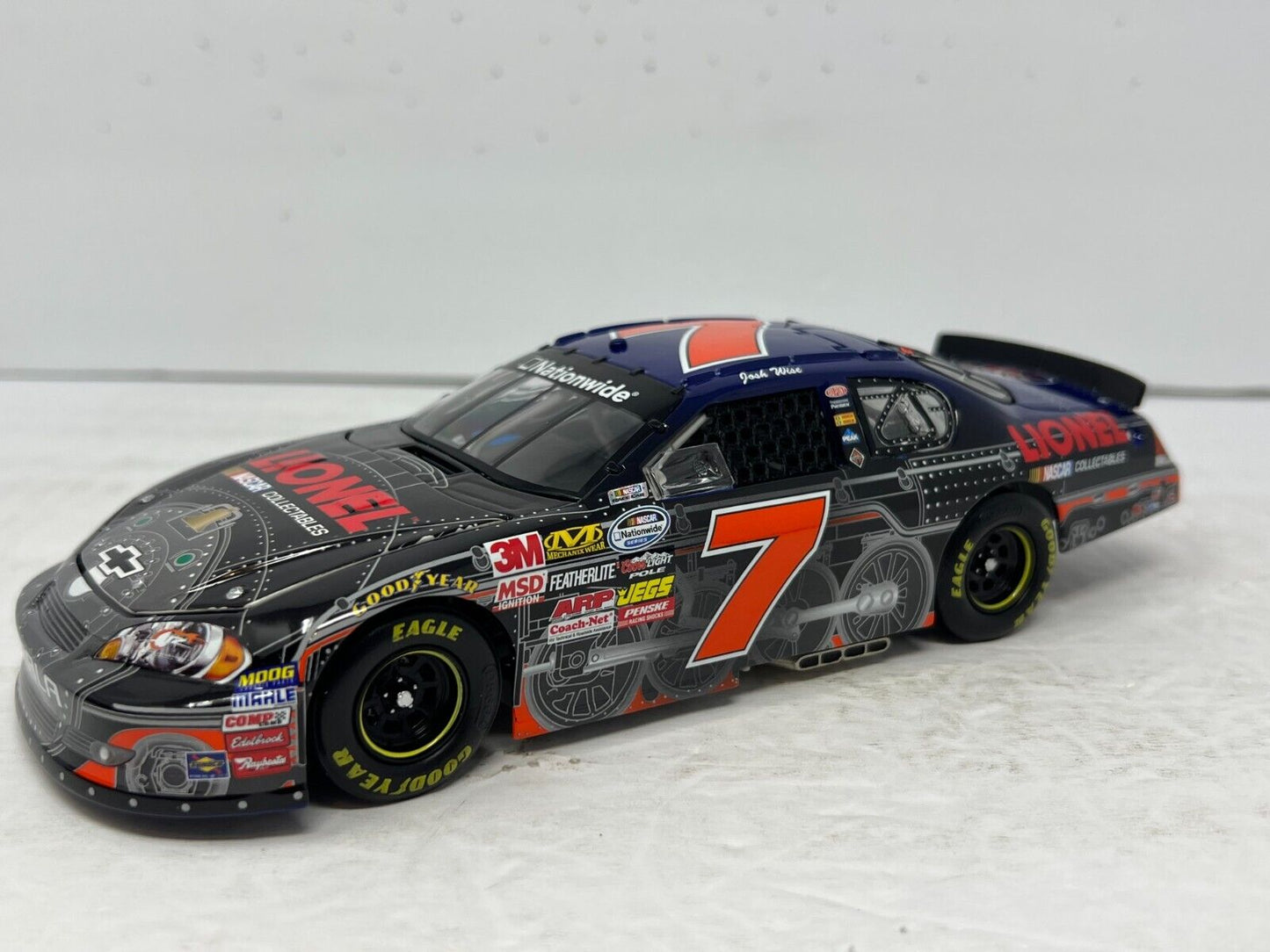 Lionel Racing Nascar #7 Josh Wise Lionel Nascar Collectibles Impala 1:24 Diecast