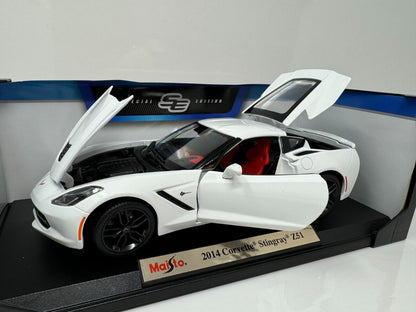 Maisto 2014 Chevrolet Corvette Stingray Z51 Special Edition 1:18 Diecast White