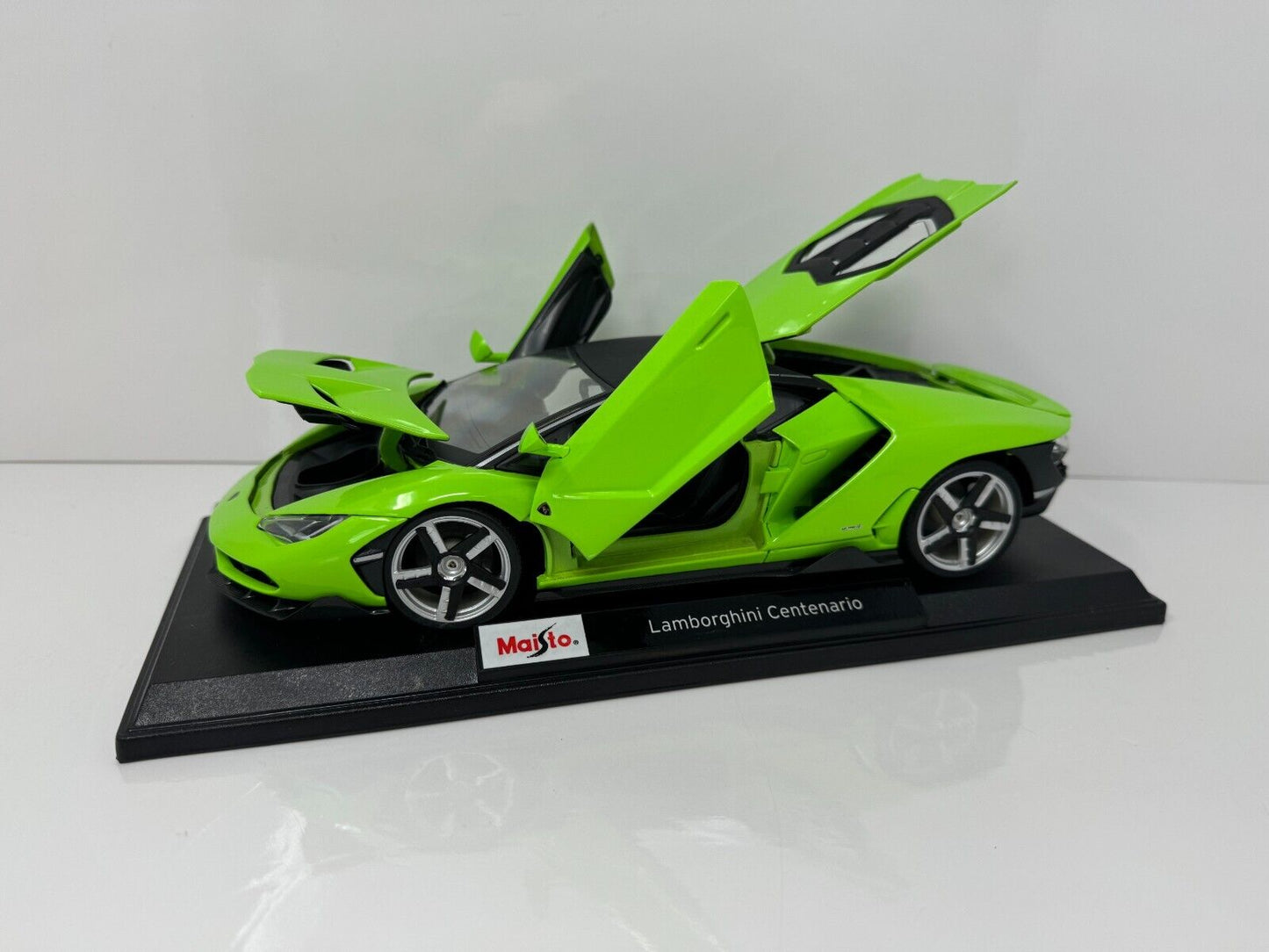 Maisto Lamborghini Centenario Special Edition 1:18 Diecast