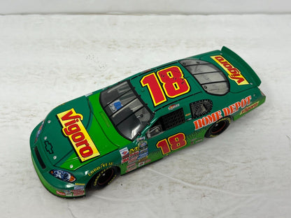 Action Nascar #18 JJ Yeley Vigoro Monte Carlo GM DEALERS (1 of 24#) 1:24 Diecast