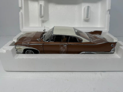 Sun Star 1960 Plymouth Fury Hard Top Platinum Collection 1:18 Diecast