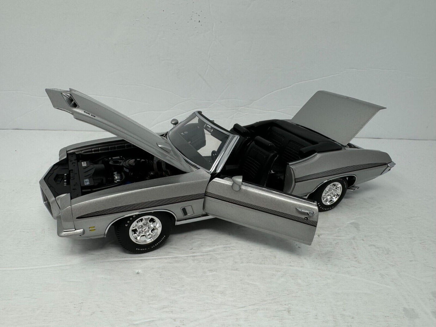 GMP 1972 Pontiac Lemans Convertible Limited Edition 1:18 Diecast